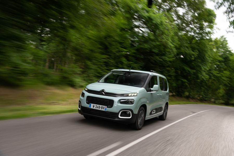  Citroen Berlingo Multispace 2018 года  (фото 9 из 17)